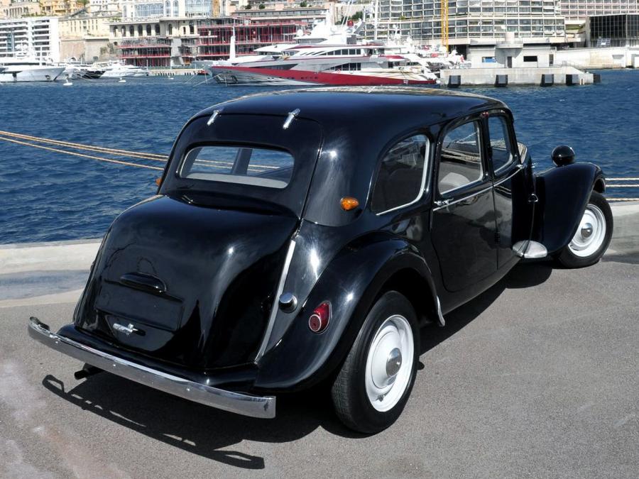  Citroen Traction Avant Commerciale 1954 года  (фото 3 из 11)